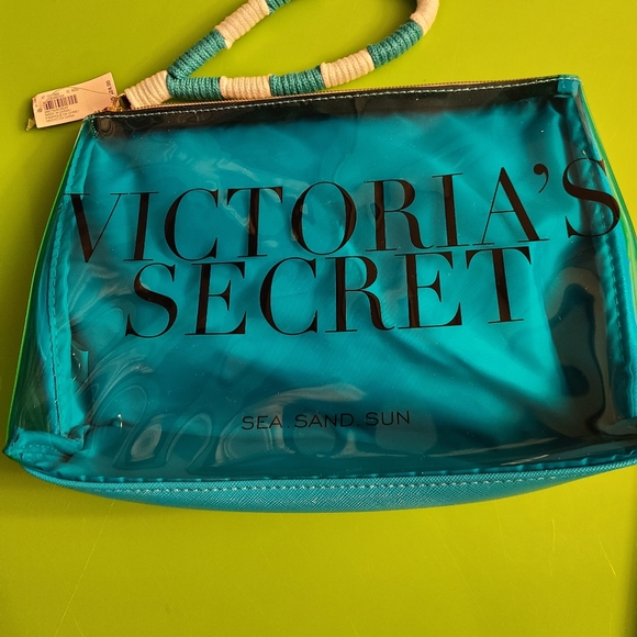 Purses - Picture 9 of 11